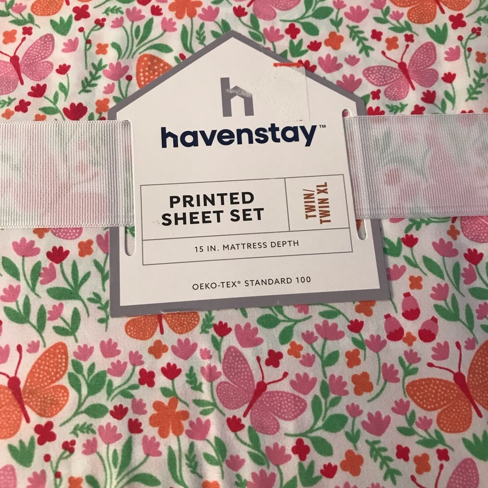Havenstay Butterfly Floral Printed Sheet Set - Pink & Orange